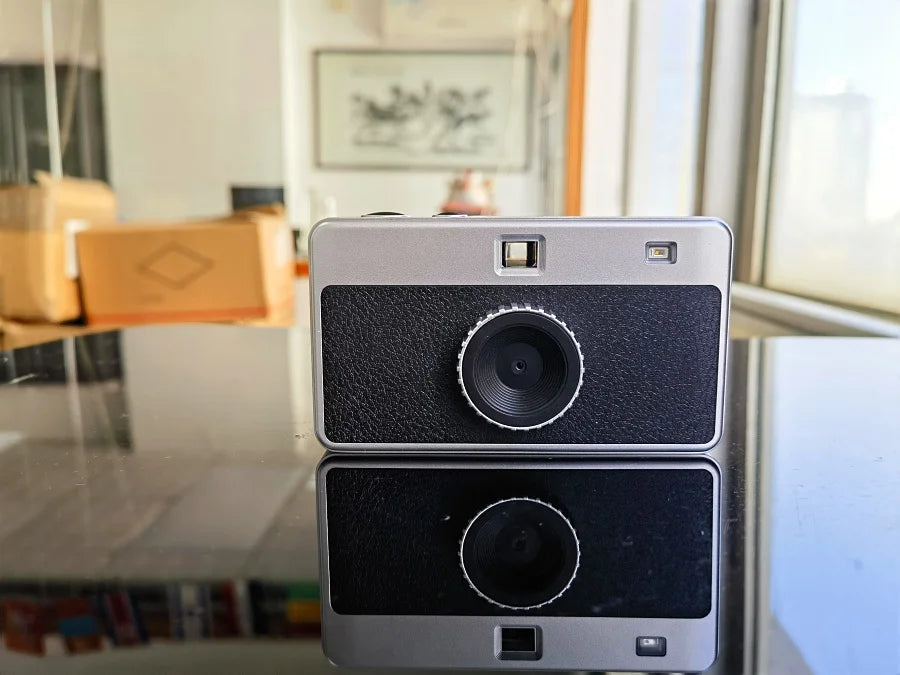 MP Retro Digital Camera Screen