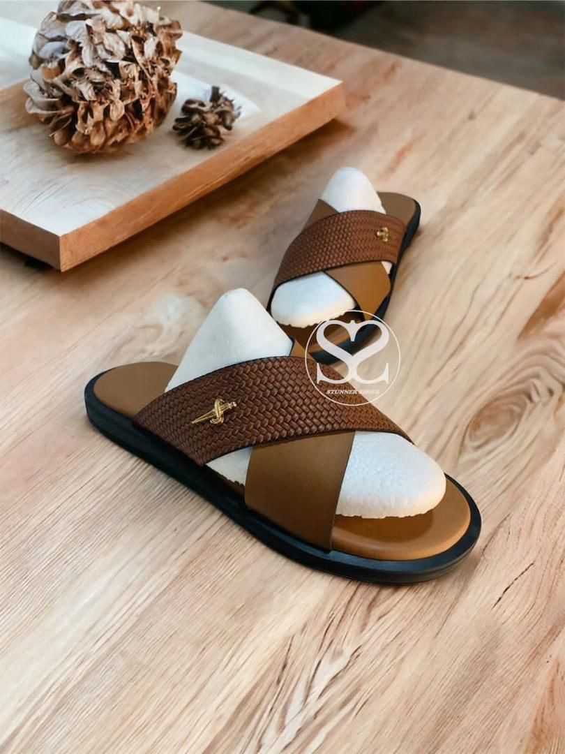 Brown Fairy Crossed Slippers