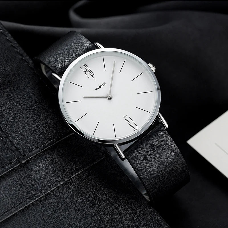 Analog Quartz Wristwatch