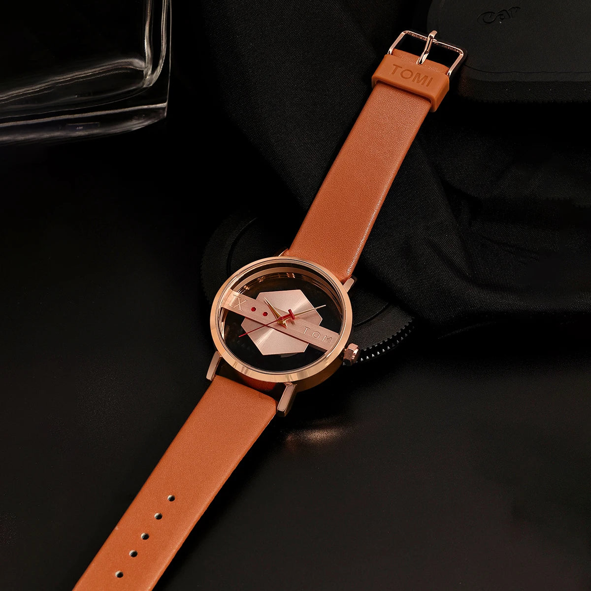 TOMI Fashionable and Minimalist Men's Leather Watch Strap