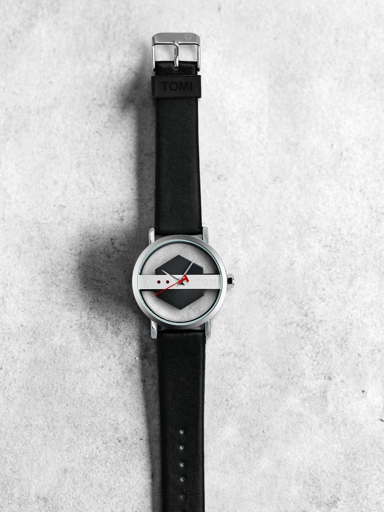 TOMI Fashionable and Minimalist Men's Leather Watch Strap