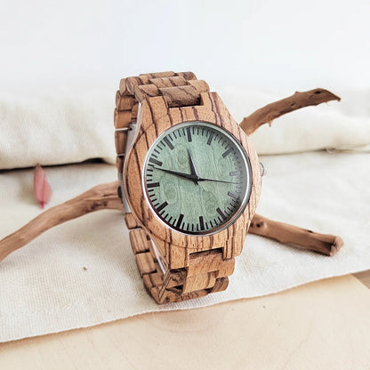 Unisex Vintage Wooden Wristwatch